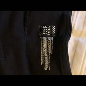Victoria’s Secret black legging size 6